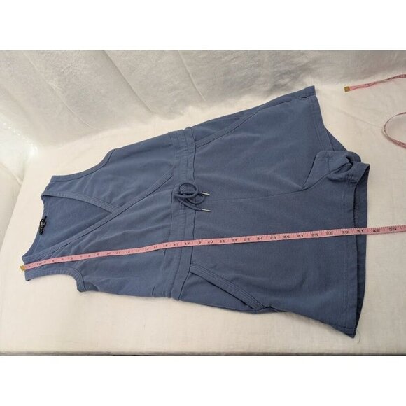 Blue Blush women's small blue v neck tank shorts romper 2" inseam A6 - Picture 8 of 8